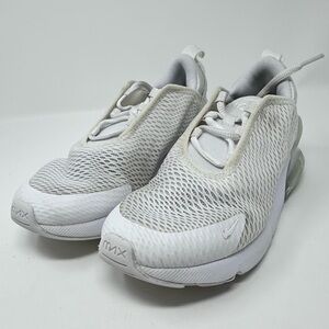 Nike Air Max 270 White Mesh Sneakers size 2y